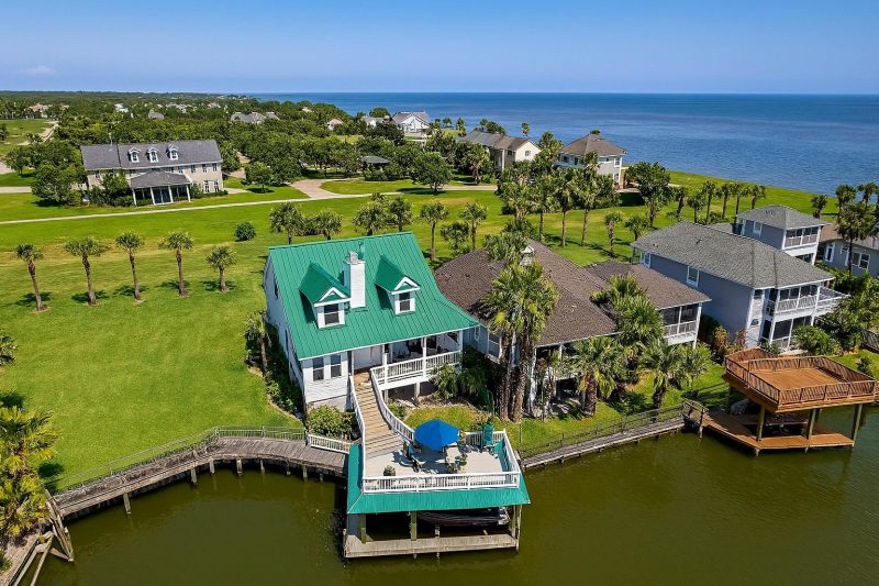 Local Junk Hauling Service in Dickinson, TX